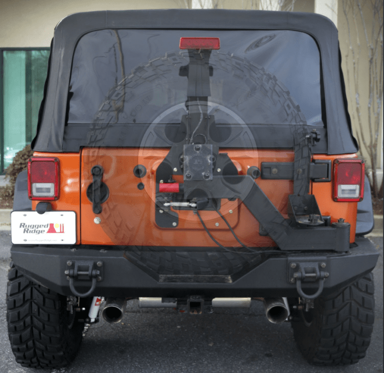SWING LOCK TIRE CARRIER